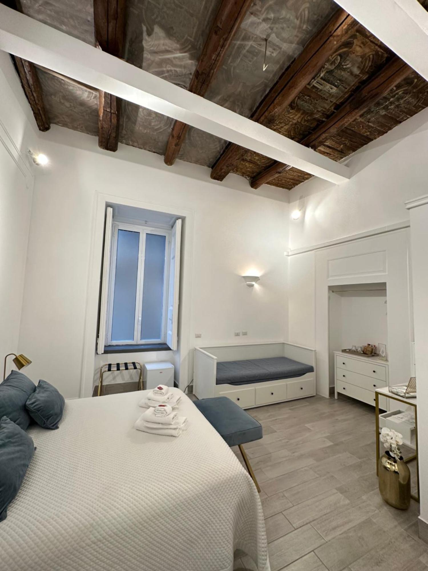Maison M Napoli Boutique Rooms Ngoại thất bức ảnh